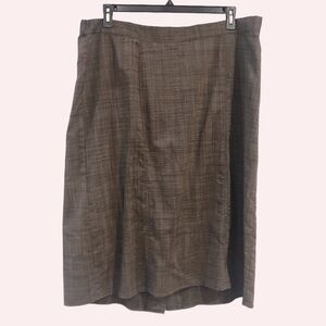 Woman’s plus size skirt